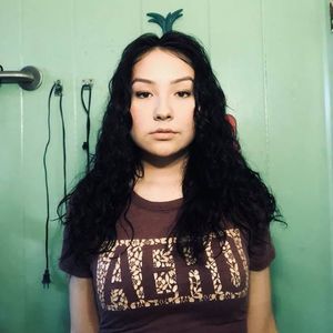 Meet your Posher, Rayna